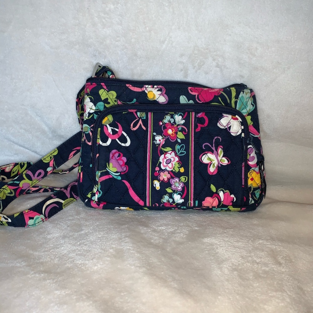 VERA BRADLEY crossbody purse